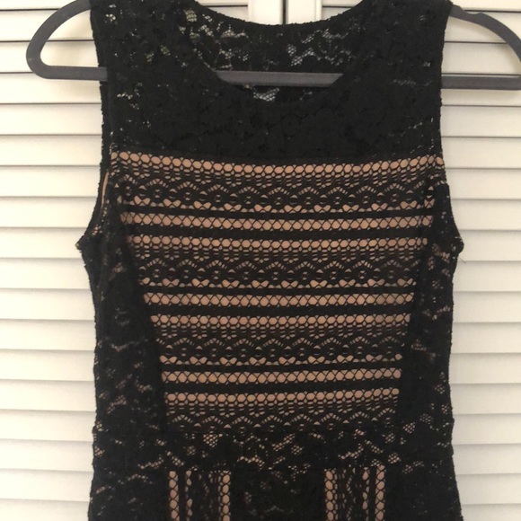 BCBG Maxazria lace dress - Picture 2 of 5